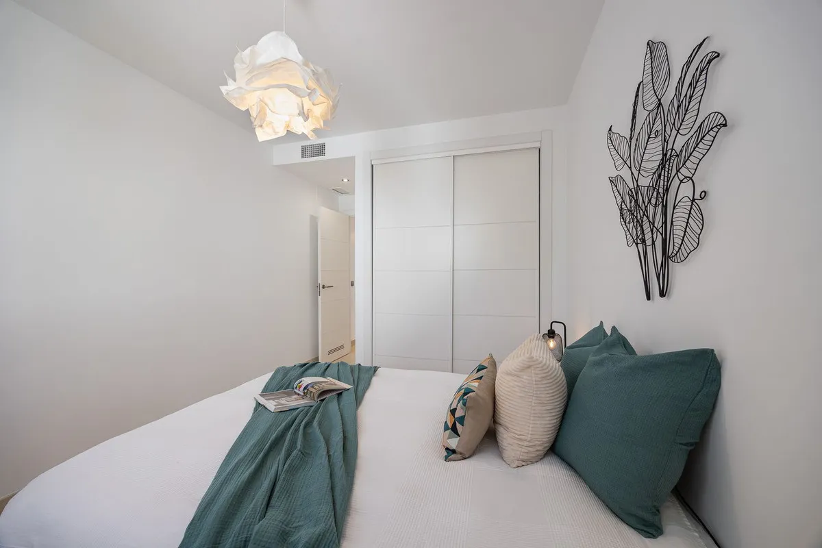 a7bfb202-aea4-4ea9-9997-67d14333d698