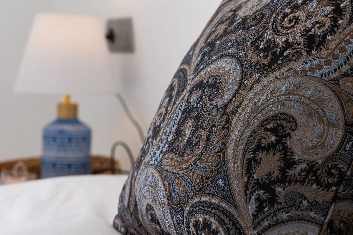 c4980a7a-709c-4474-ac91-51541ed9e789