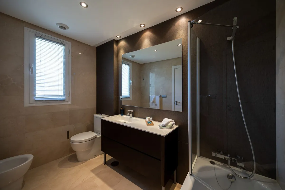 dc340205-73da-428b-a876-8f2363e13801