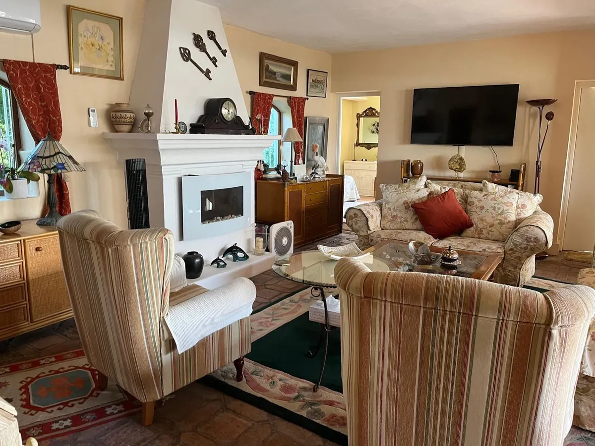 40a9f046-87aa-4deb-931b-10fb9569c05b