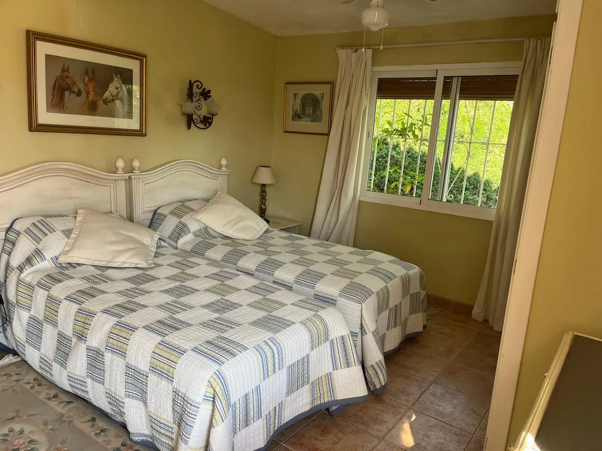 abd8d8a3-50a5-407e-8503-15b88b5636a0