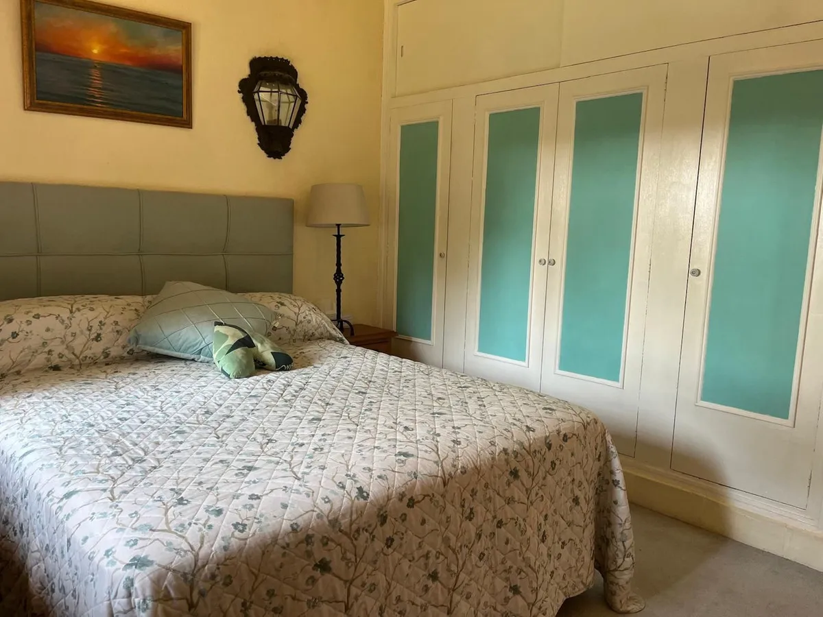 b7f600d5-95cf-4cb2-a8b4-3ba8c204e70a