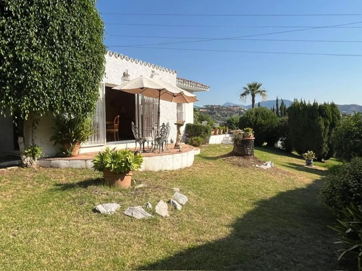 e511e3a5-1242-4f85-aa3f-df864e7958cd