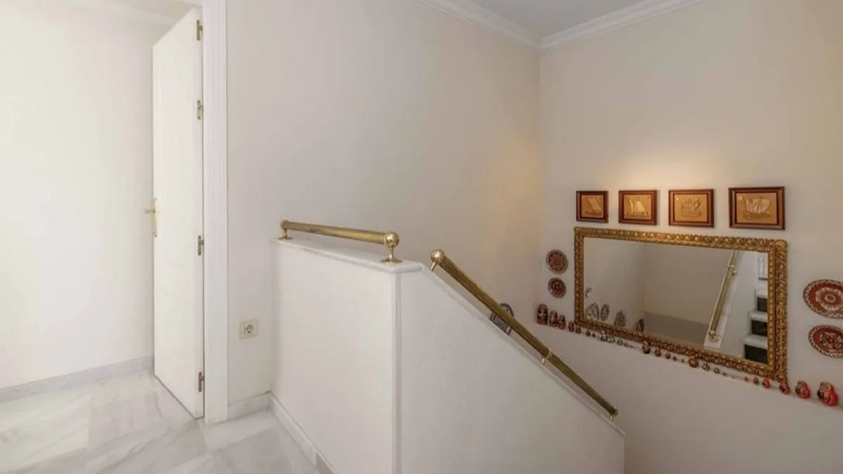 0215407b-706b-4814-9a70-7ff94a2b0af0