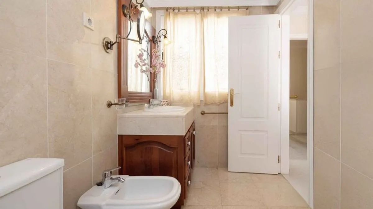 13b79914-81dc-4f44-b356-5eee2dd8d98a