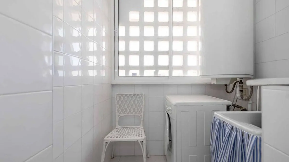 5f8b7418-b61c-4e62-b37b-3aa819688508