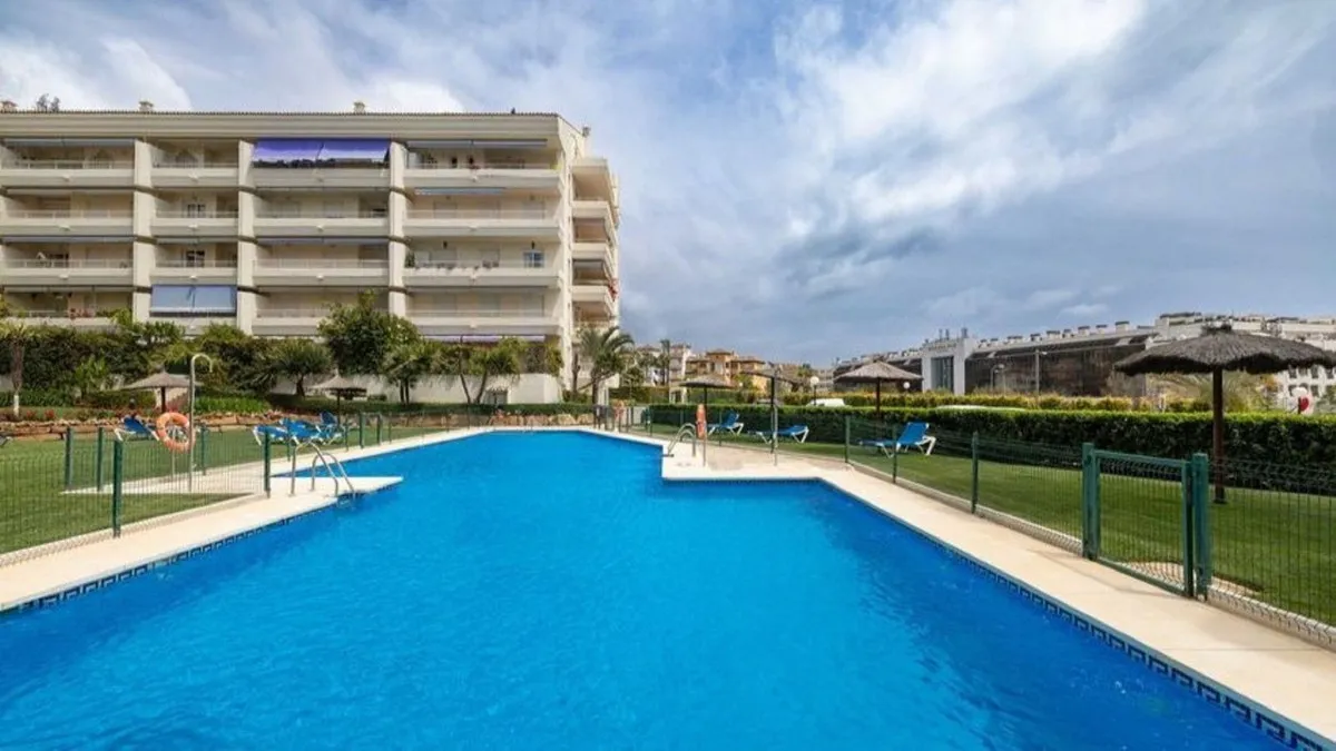 8e53f59e-e8e0-4c48-a222-fa44f1f21878