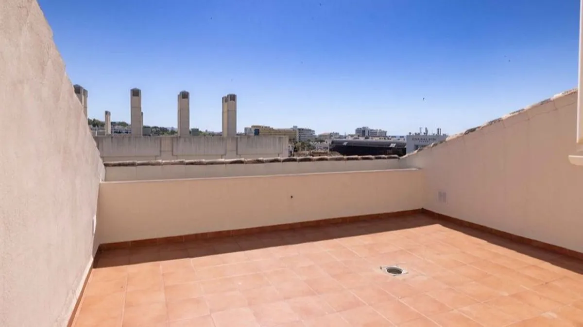 90de63d3-6c49-465b-b24e-c410a8d34ece