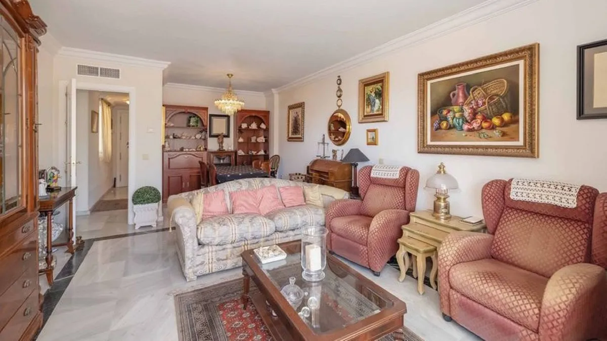 f69fdc55-5d22-4aa5-a950-7e37432610ba