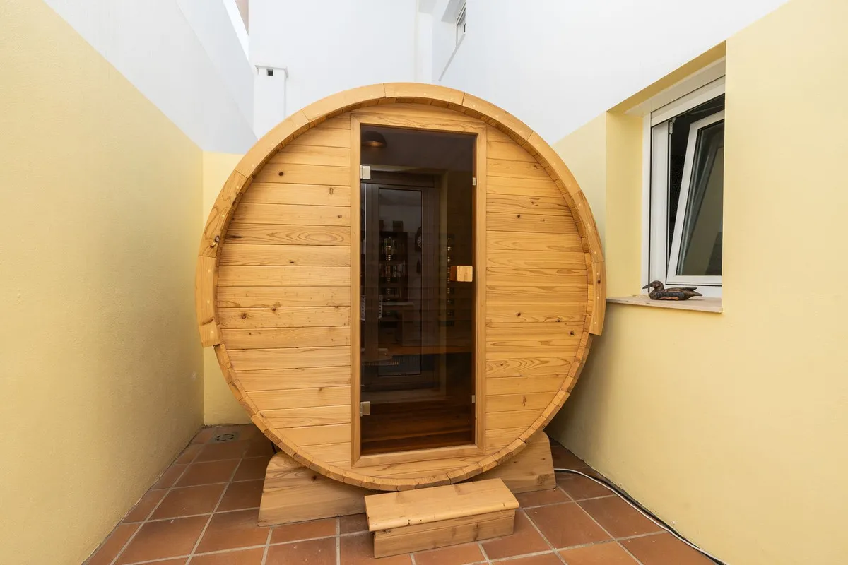 61ae08ff-ac6b-4fe9-a652-d4c3c6de25f3