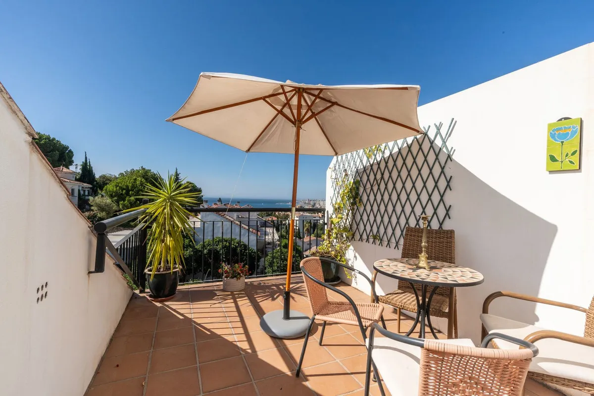 64e11c8f-da69-41a0-a8dd-dce69cc59832