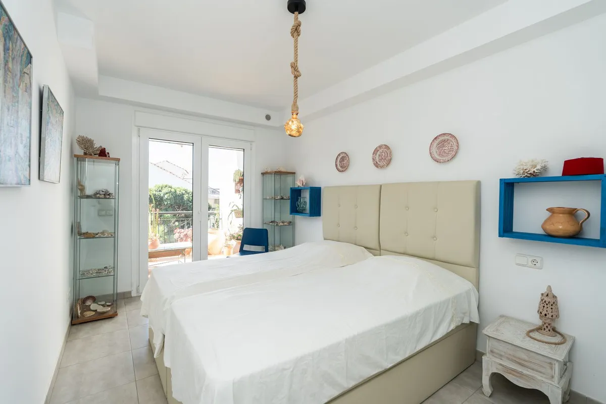 9953afae-ec7a-4e00-8e76-8829afc450df