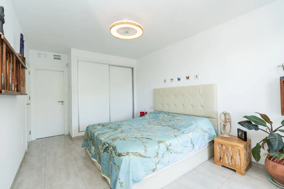 b50b253b-aca2-474d-b731-6c24ba26bcca