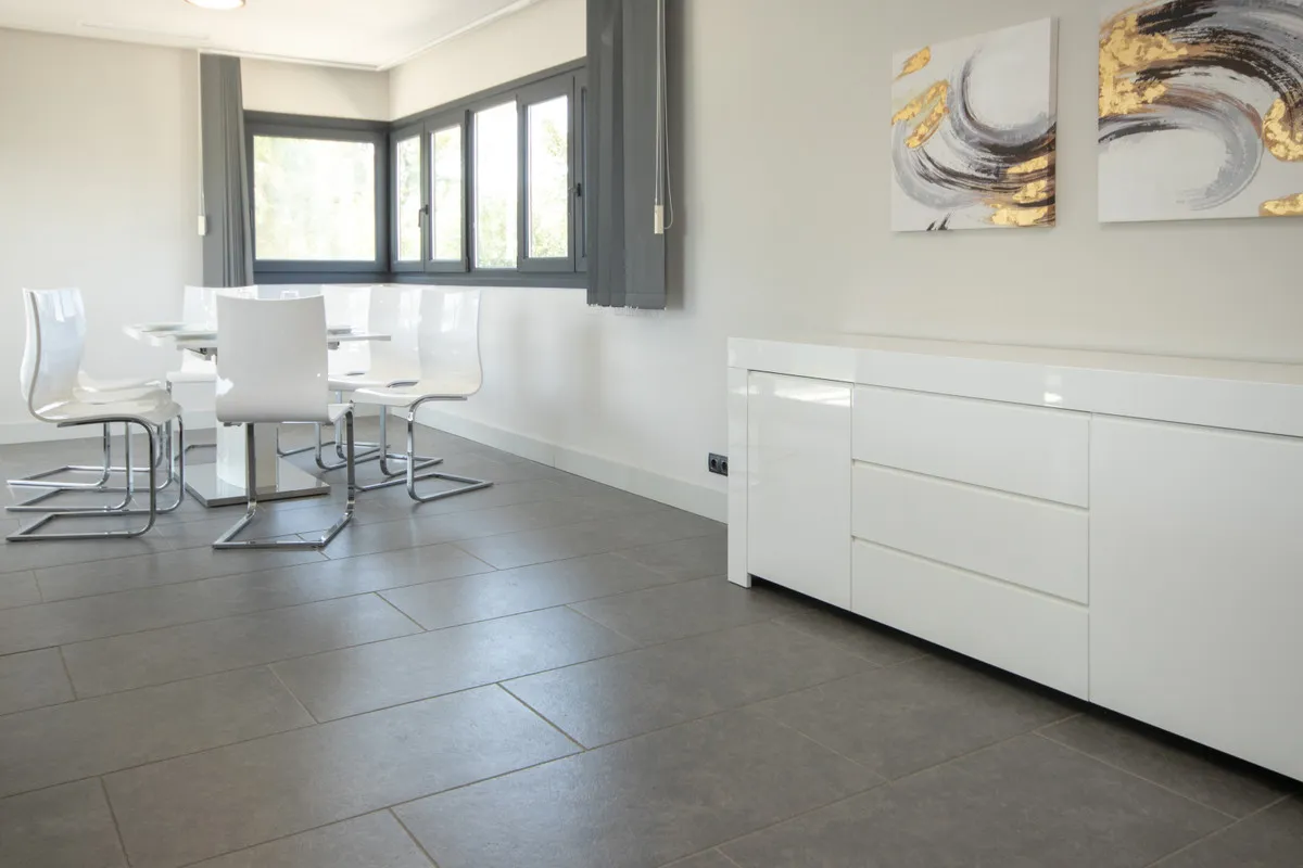 96cc9f3a-4f78-4e75-b070-3fa94fd06004