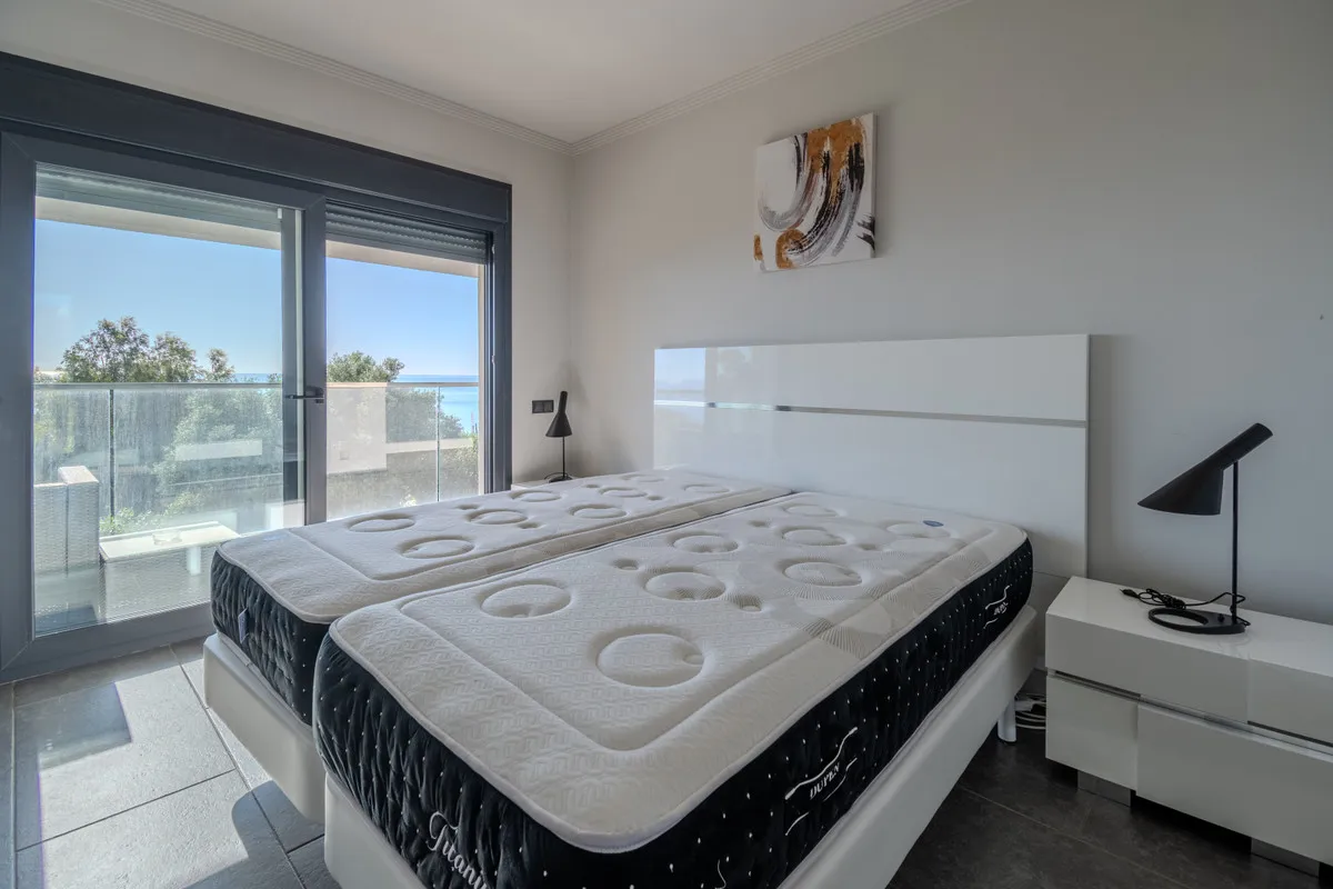 b56c034e-4436-4638-aaf3-5d7dbc733d86