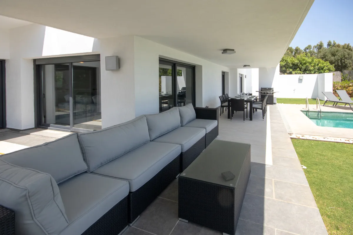 ee5e6e26-1b33-421f-858d-9f96c93e9dbe