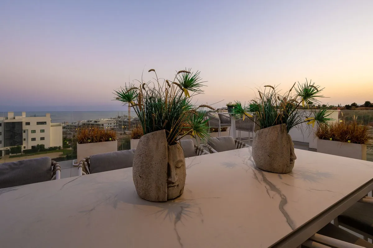 6db2842e-66f6-4e61-aa63-0857fa996f9d