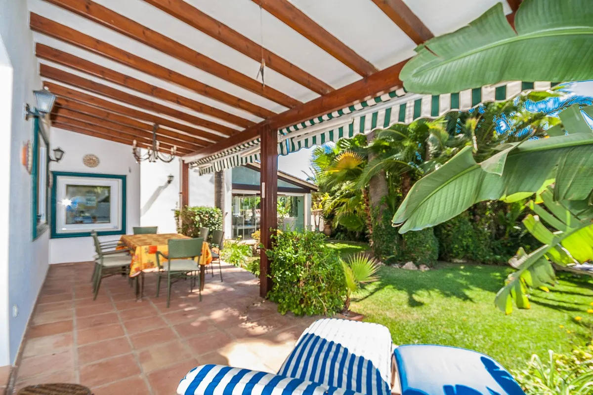 12c13df7-af4f-494f-8243-c21d661a518f