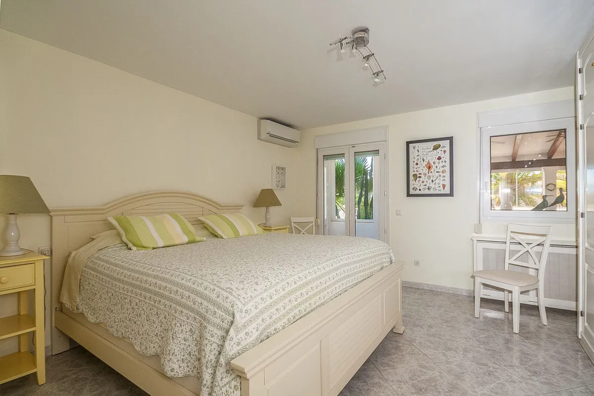 4c876c3d-afdc-45ce-8204-f37bc129c971