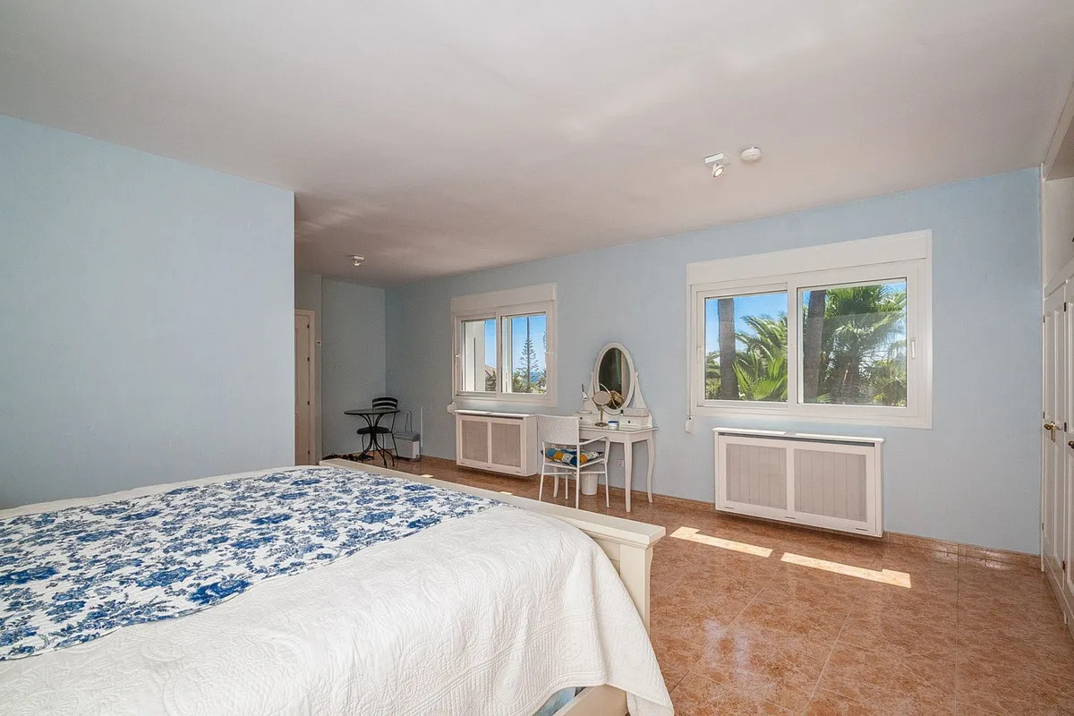 99390b29-3c7e-4dca-9220-dbf986fd9aa3