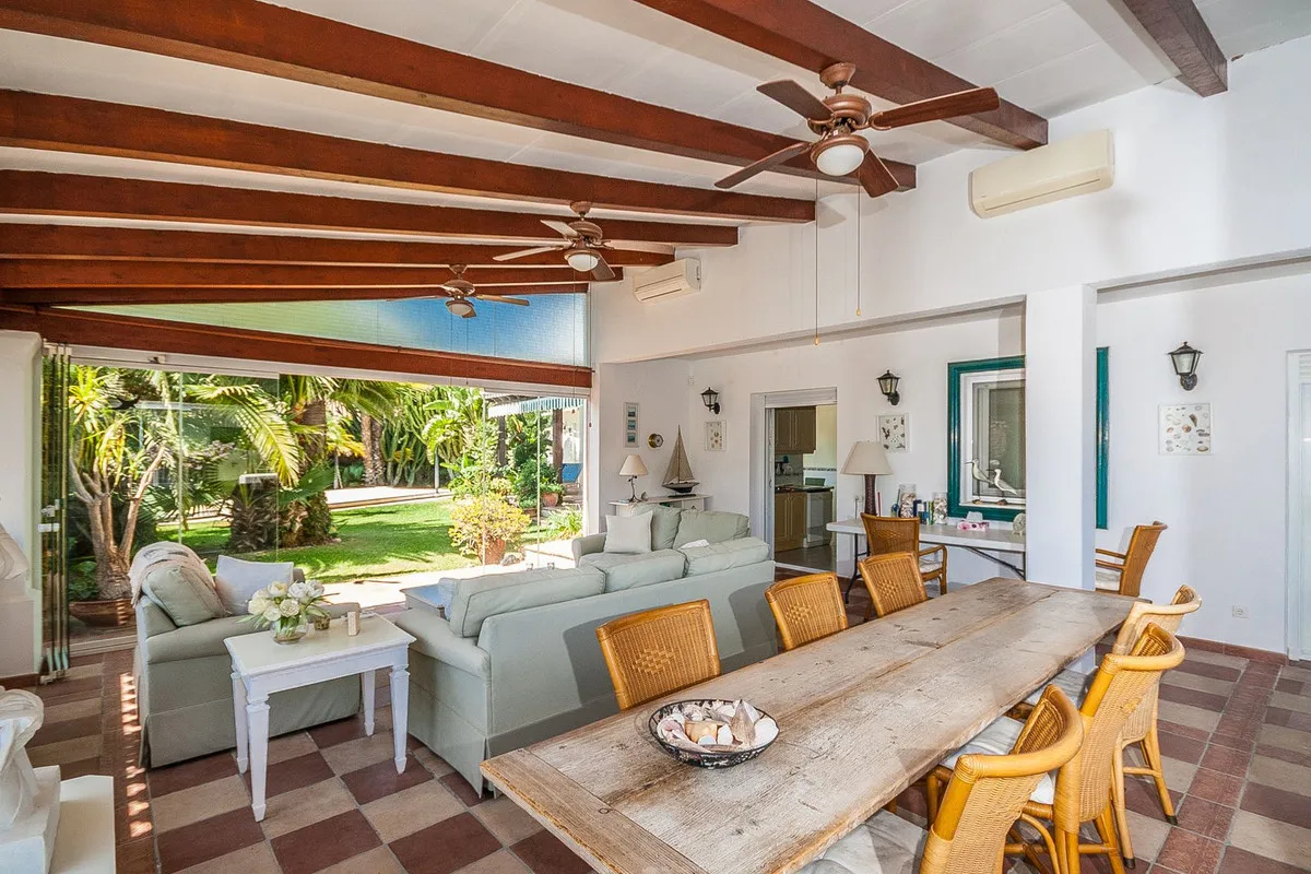 9afd2f14-2fac-4fb7-88bb-6aff4be2c23e