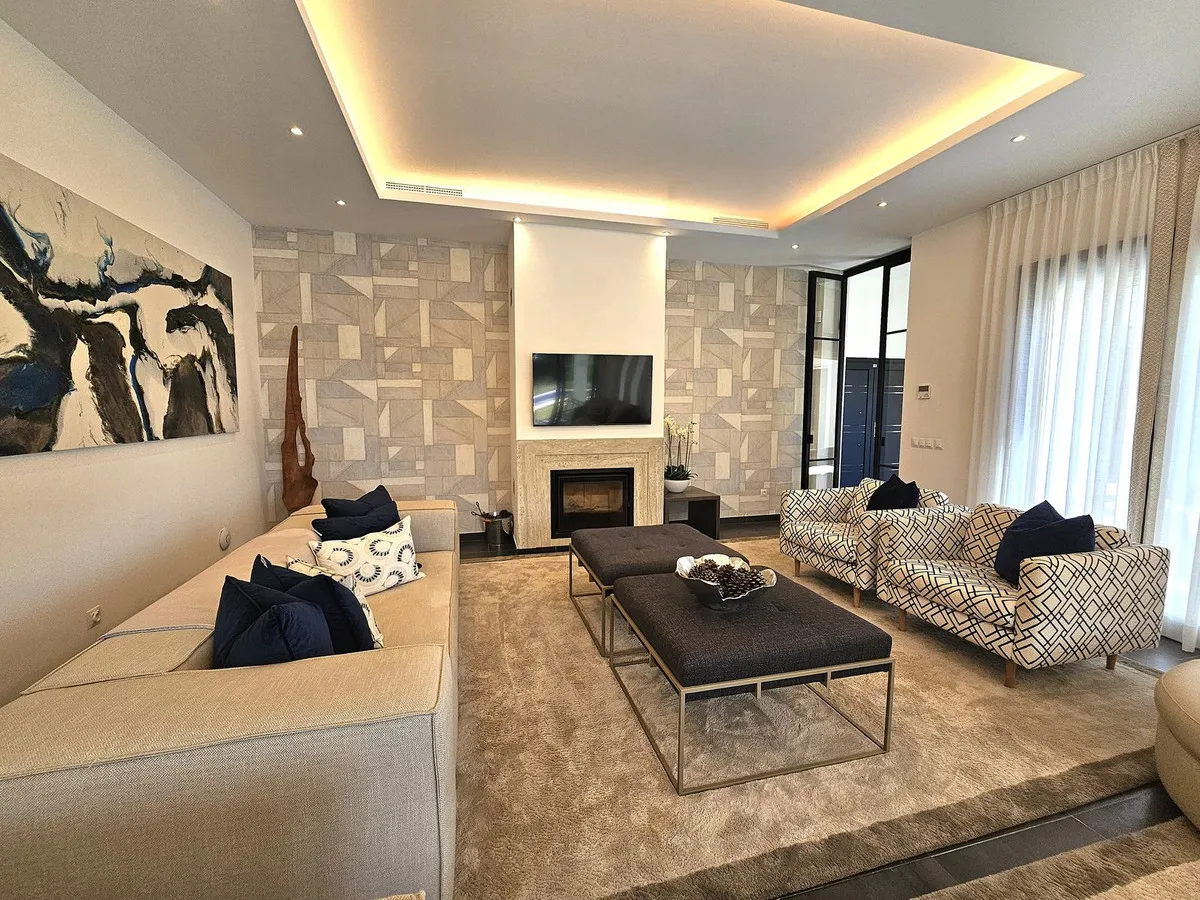 0937aa23-d8a7-4e29-8a30-55fe23ba3152