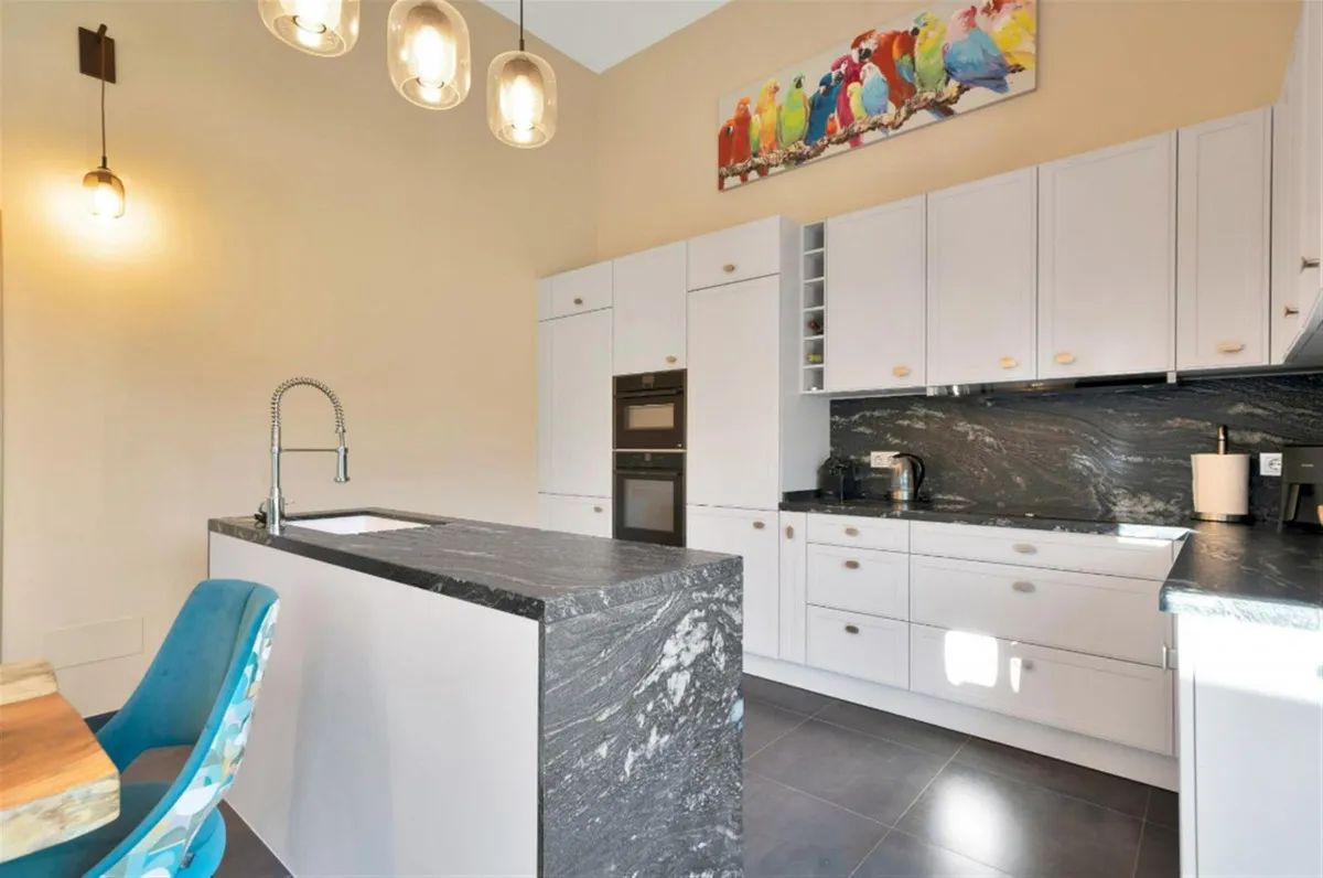 c8e80191-0019-4036-95ca-12026f1efdfb