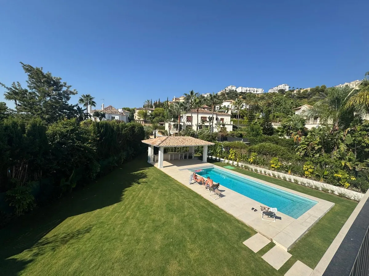 ac37e511-9cd1-4559-8d77-28c633ca6ce0