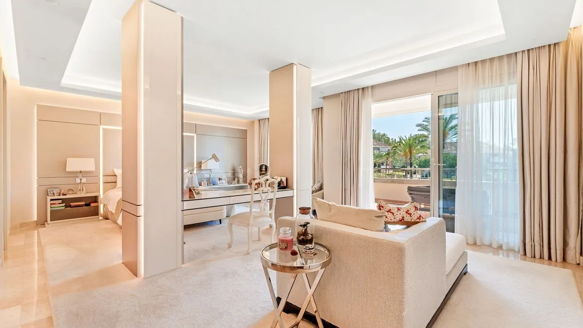 71c040ee-44b5-4556-a36e-0d919c2df2c0