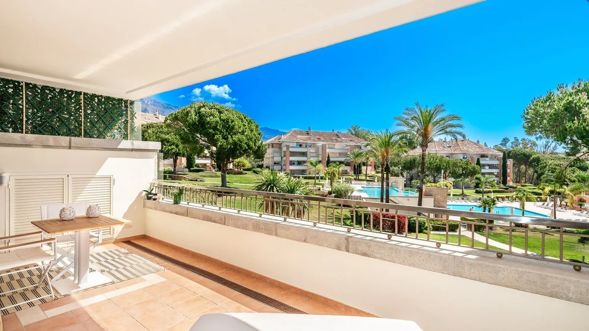 8f6320a4-c7de-4def-8c74-c0bcd52aa7cc