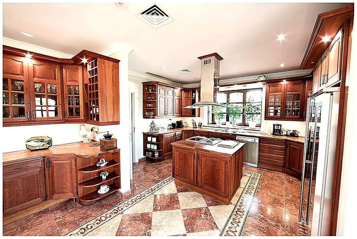 01a98eda-95b0-45a9-b4e2-31edaa8e21d3