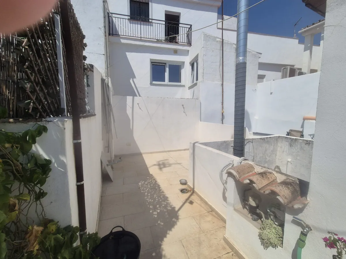 b3650ceb-0ba3-4319-81d9-b10931843853