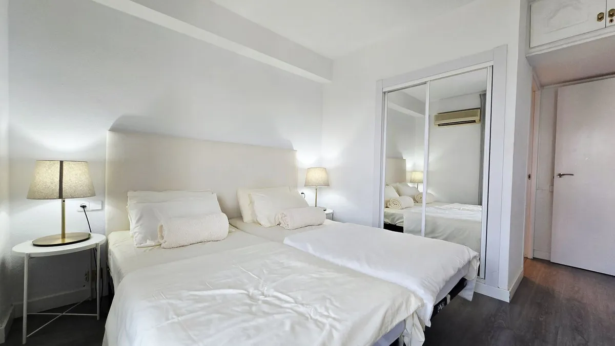 7f49addc-576e-4743-a0c5-0cb952ee0061