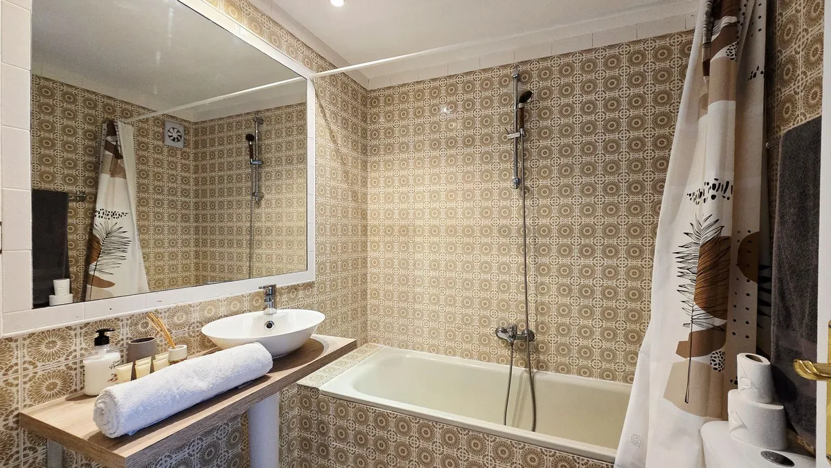 d916f365-c212-417e-a359-cbc0f0f0dd35