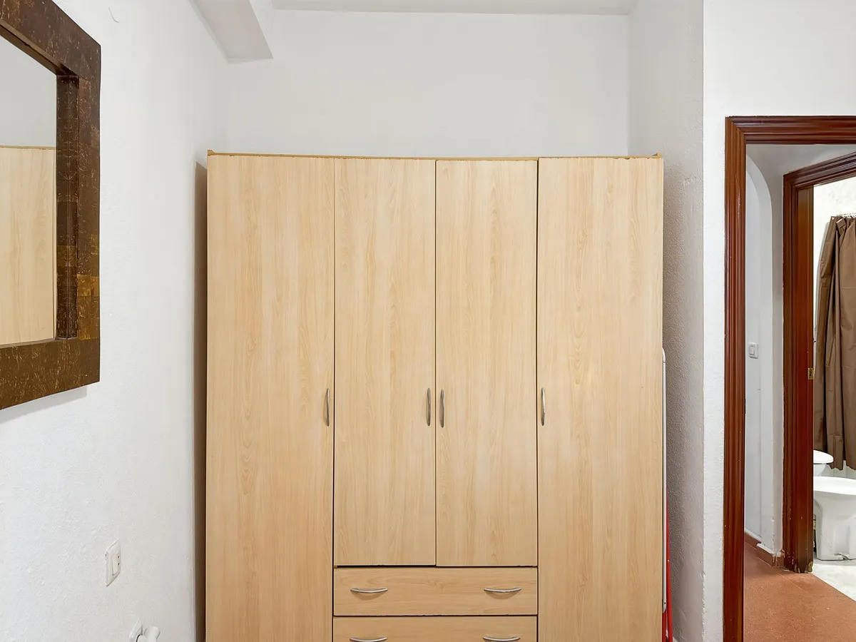 0b0fc829-4219-4df1-8a97-e4f05296a16e