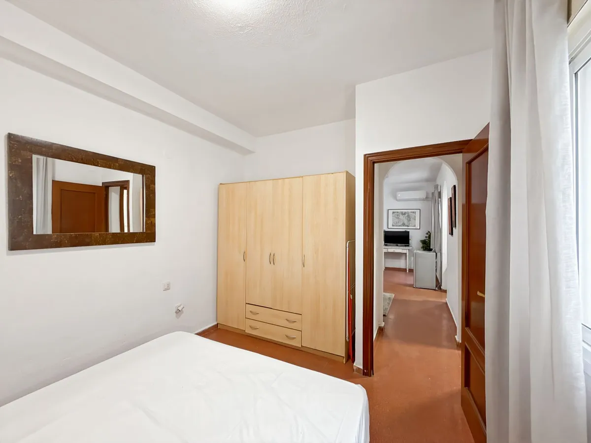 19543e68-0d9e-49c9-86e1-483d4ed1a9bb