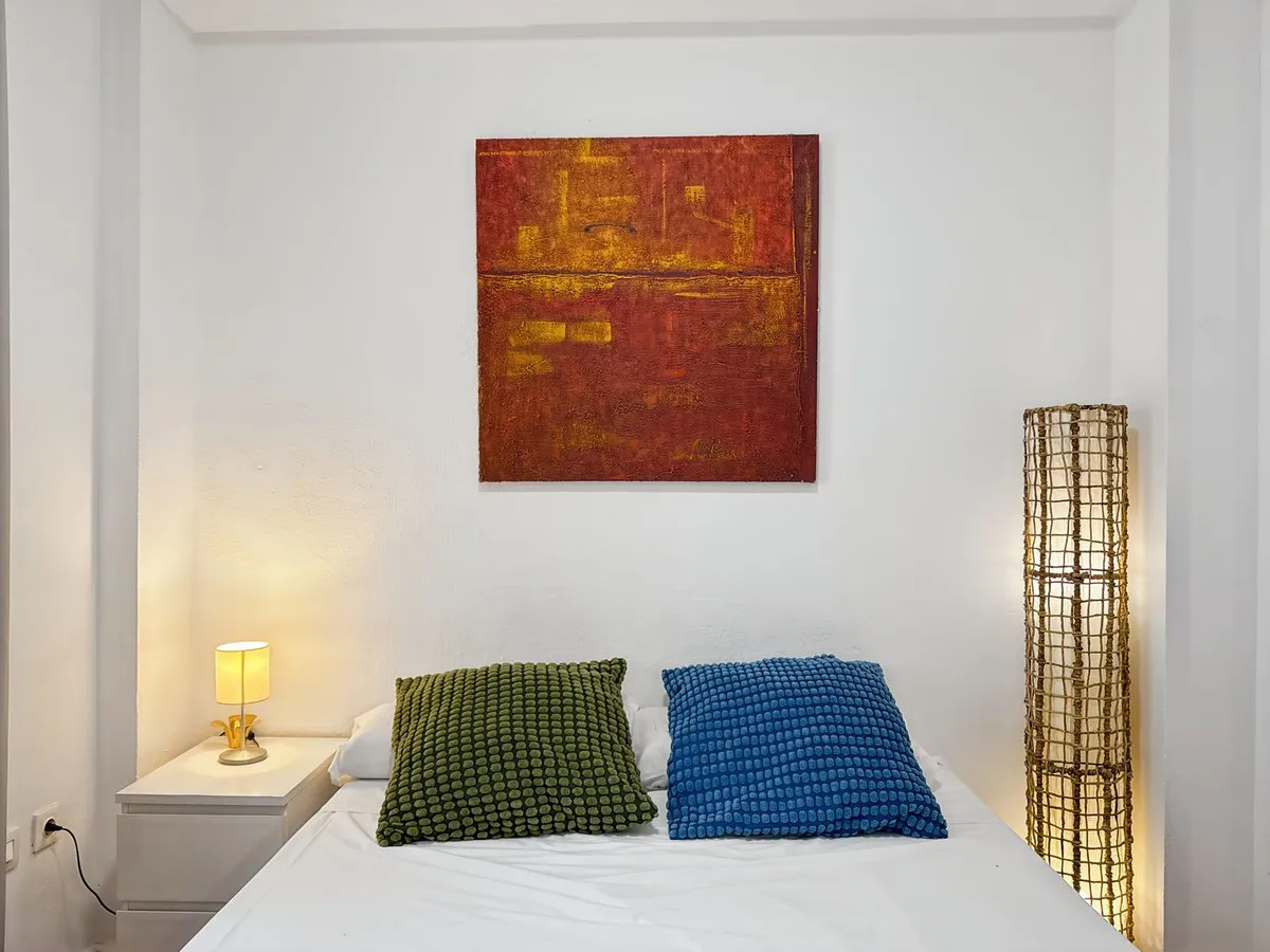 97fc4807-ebb9-4997-8cff-b8aa99e3bedb