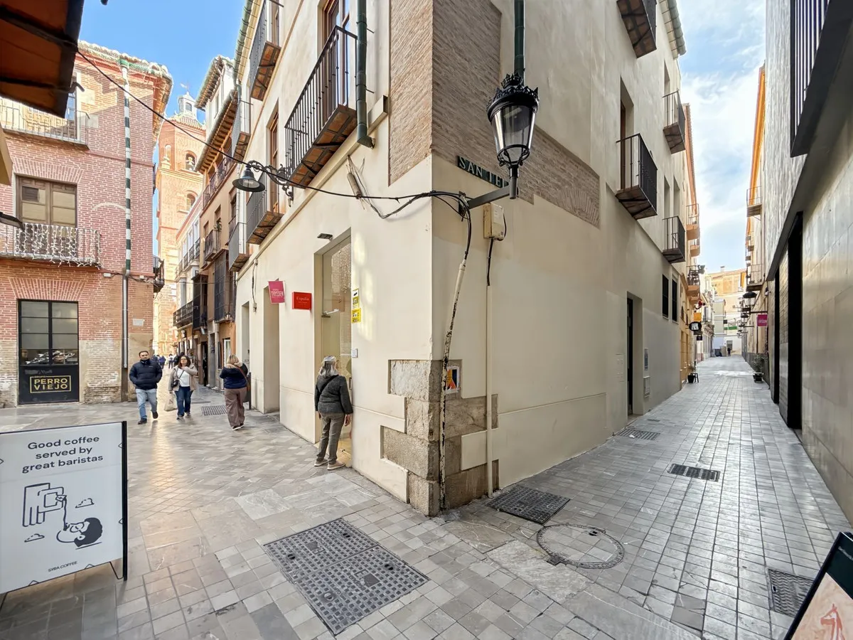 c2d09a0e-6221-4b19-b30c-c844c53dd115