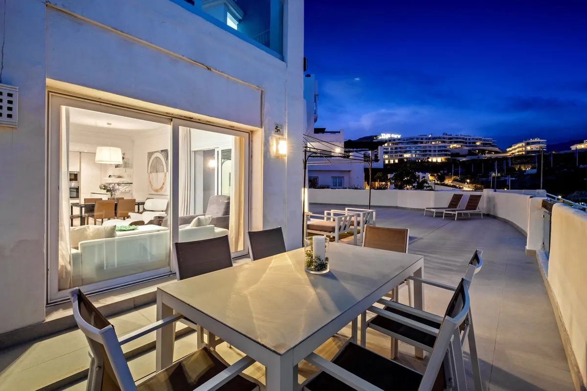 14c1dea6-b31a-4b01-9051-ec8e128b43ce