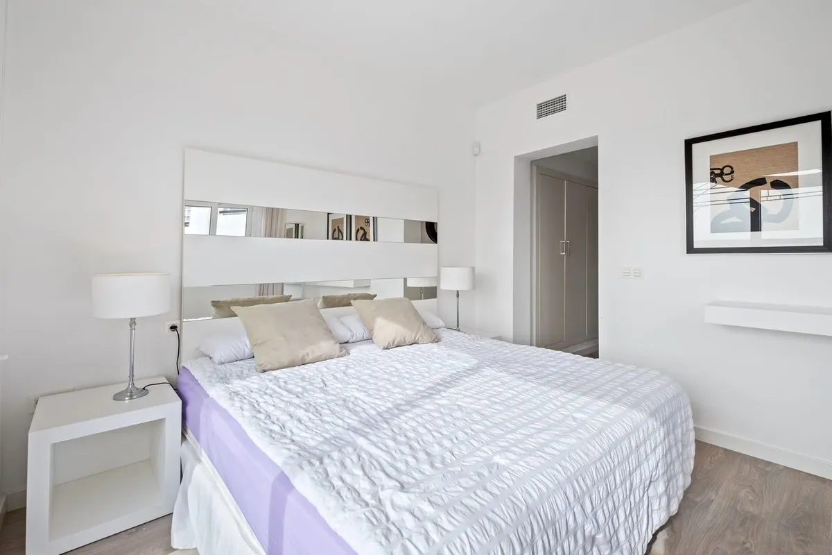 91b81cc8-f2b0-42df-a2b5-417ce5bba9c3