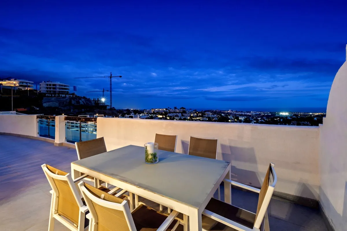 c3eca956-e4e2-4012-b99a-01ad3e0d5ce1