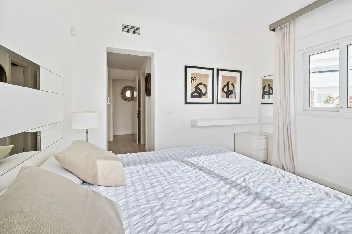 cc744ba9-68e2-4383-bcbd-904283b87dfa