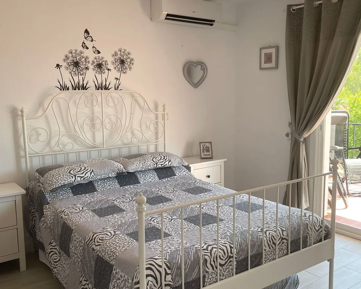 08806476-cc3c-4903-8bc8-3dcb397712a3