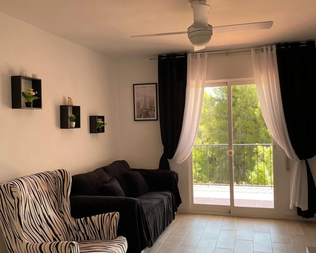 3ce1056f-7fff-41ad-9920-f2abb706efb7