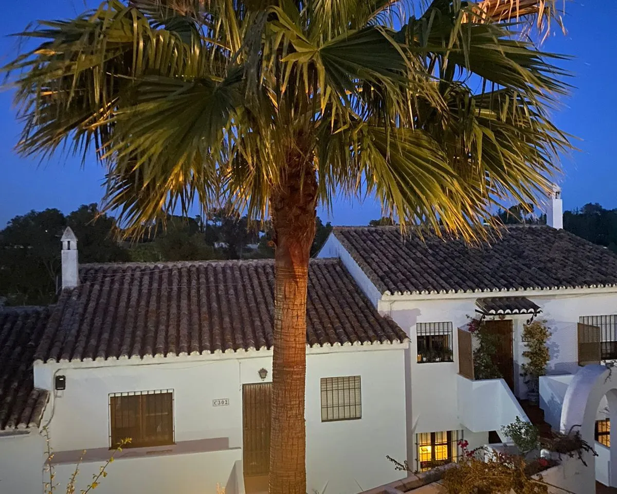 f1e2adcb-45de-4631-b14d-f4972664b801