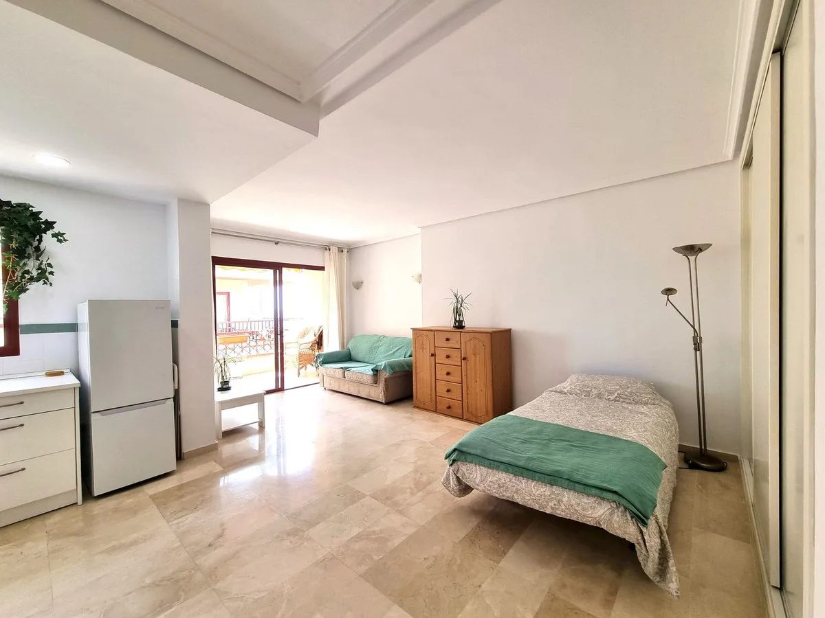 66beeb6f-7158-4b05-8b8b-785cfc56b40b