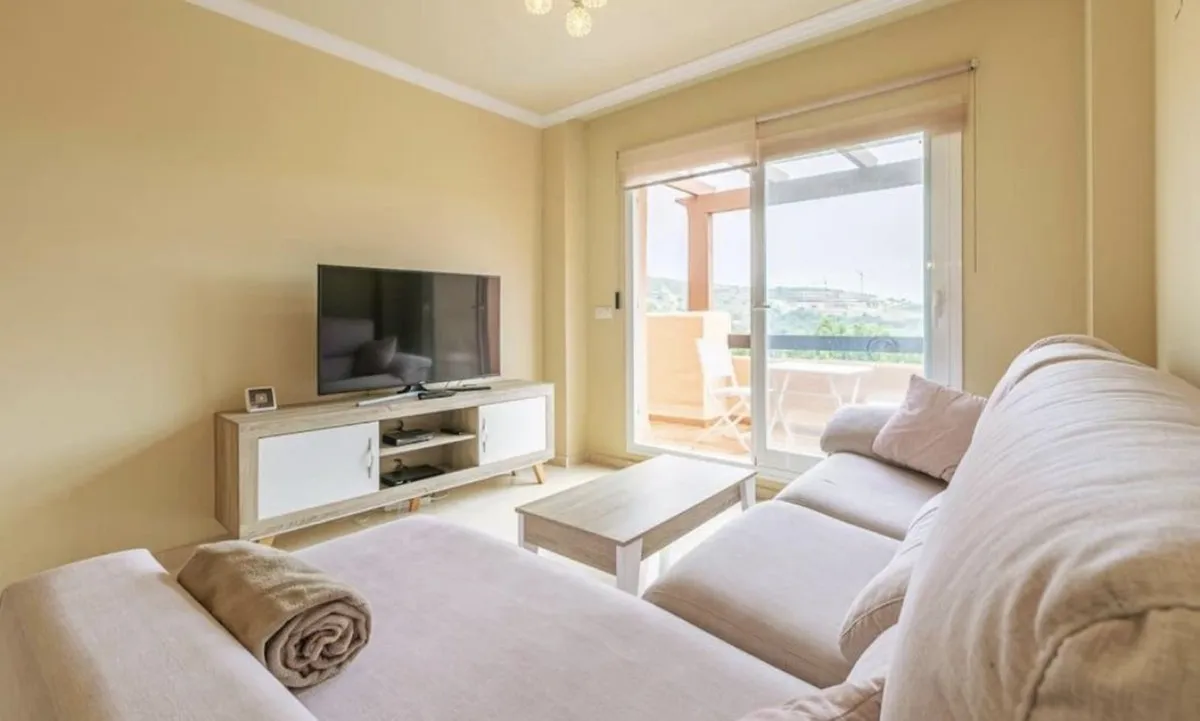 17a36eaa-0179-45ae-b2b7-451afa63b86d