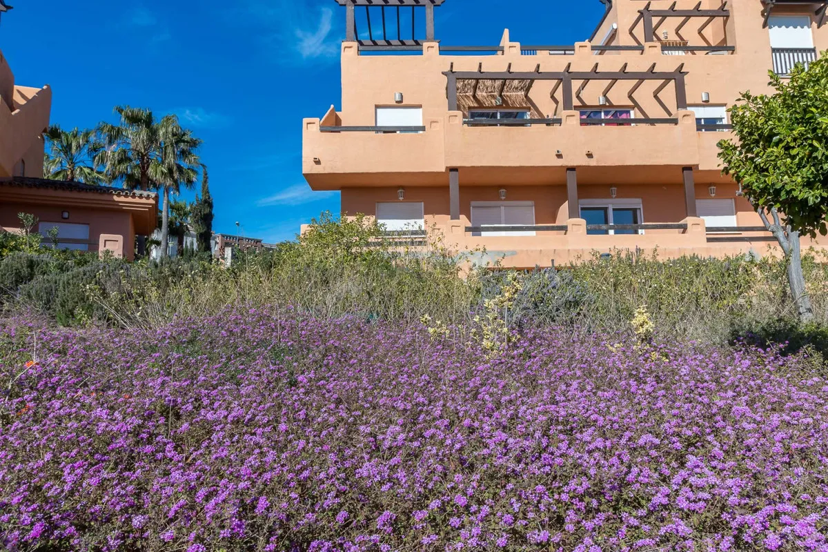 3af5bcaa-67f6-4ca4-981c-3feead6b4503