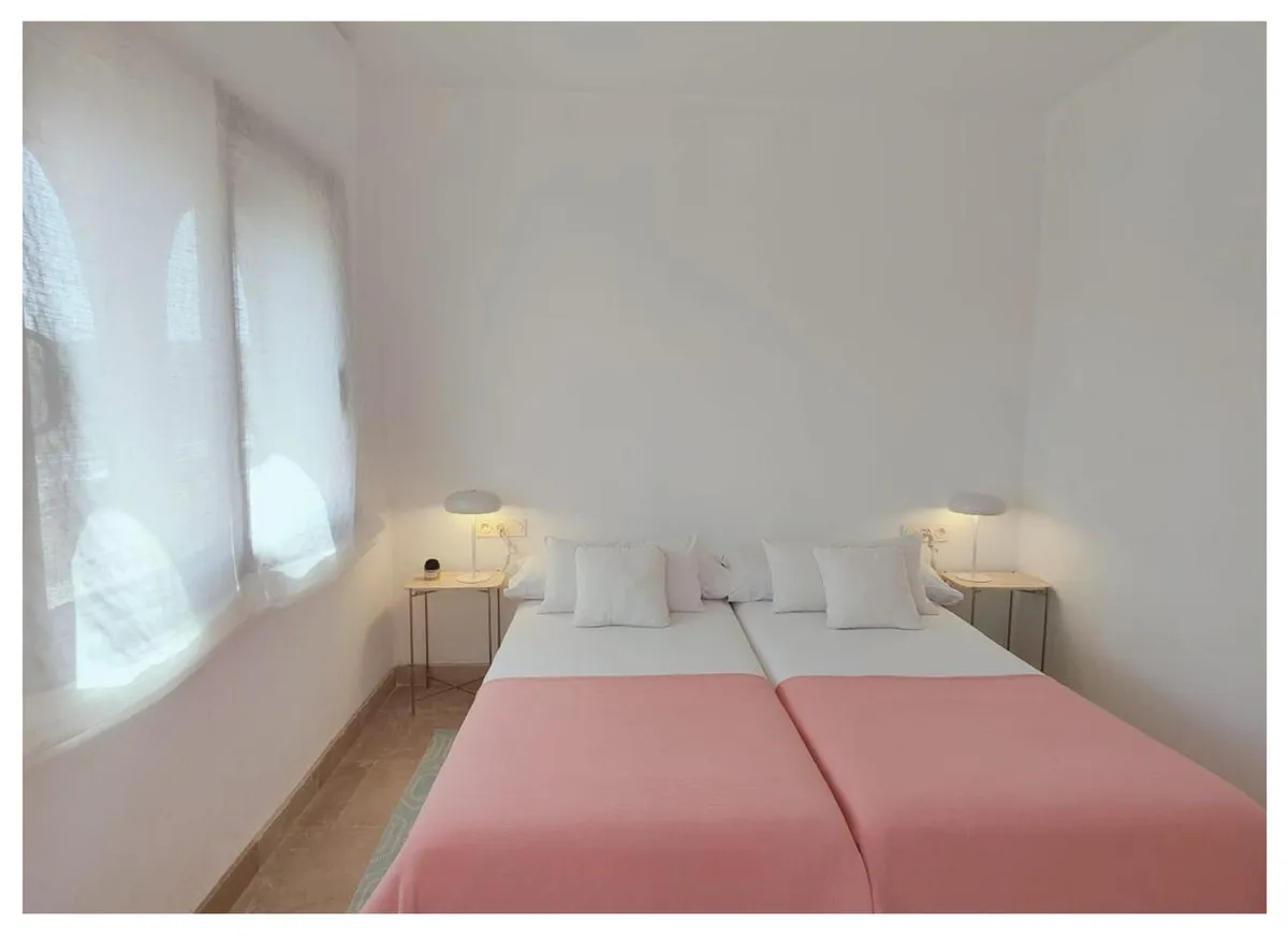 049b6c6b-8c53-44fb-b978-89bb6406cafc