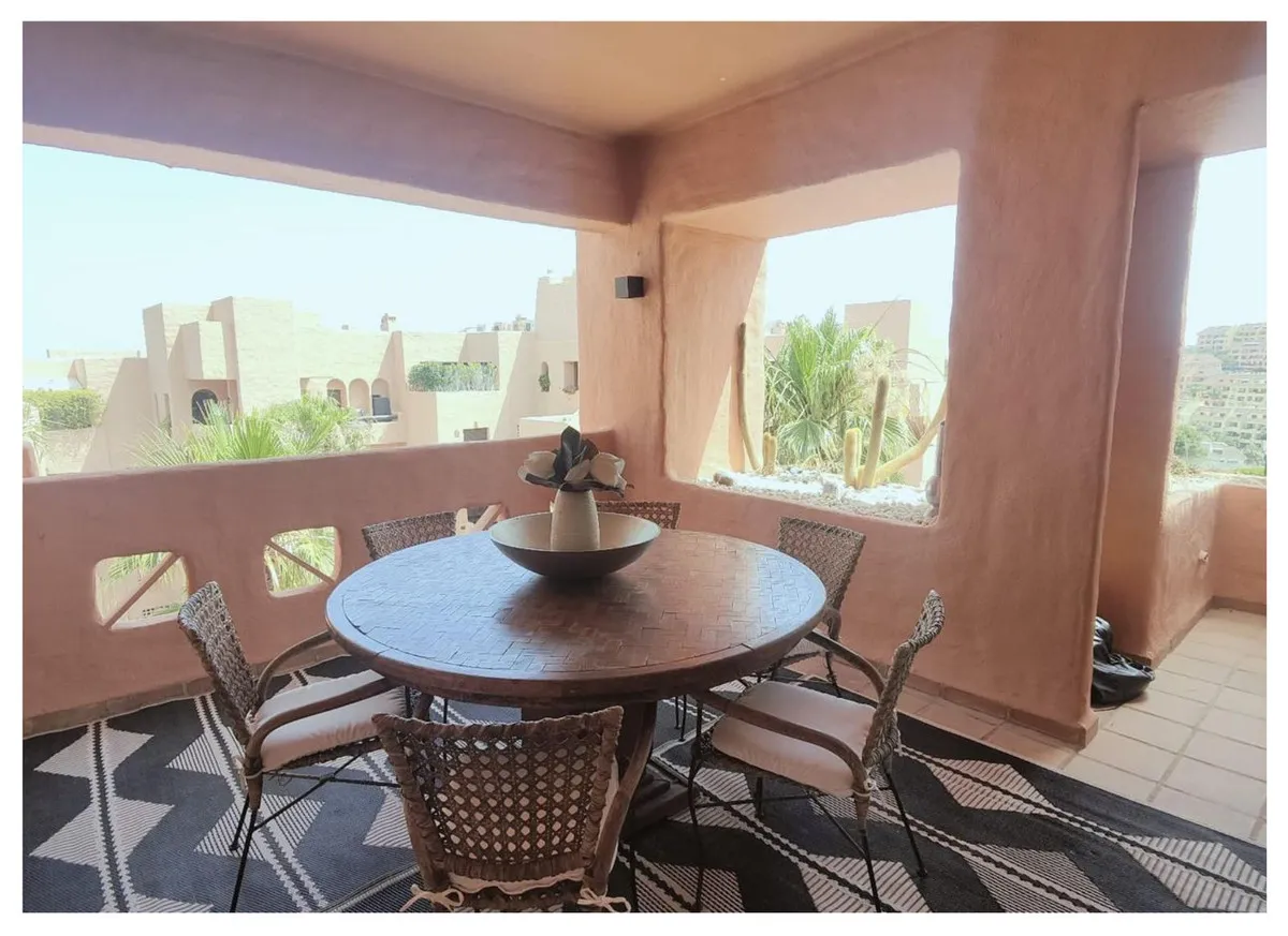 383925c0-af4b-4046-aa7d-0d8b73abb912